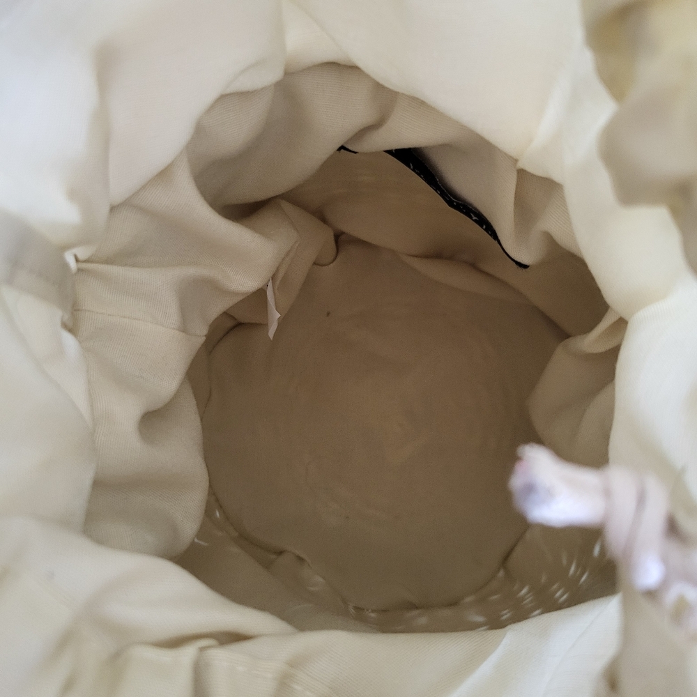 Straw Pearl Handle Basket Bucket Bag - Picture 5 of 5